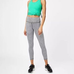 NWT Sweaty Betty Flatter Me 7/8 Leggings Black White Croc Jacquard